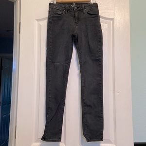 Women’s Just Black Skinny Jeans. 27” waist. Don’t know the inseam.